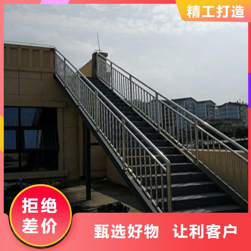 镀锌管喷漆防撞护栏厂家货源充足当地服务商
