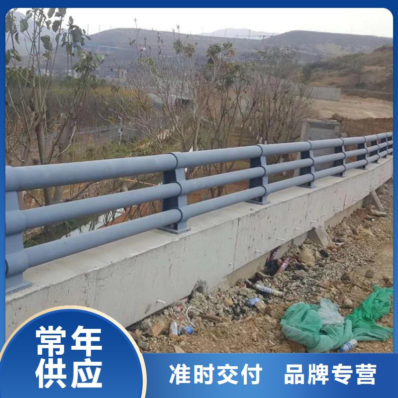 镀锌管景观河道栏杆经久耐用不脱层质量无忧