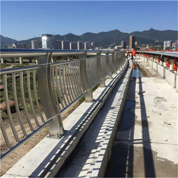 道路防撞护栏护栏生产周期短同城经销商