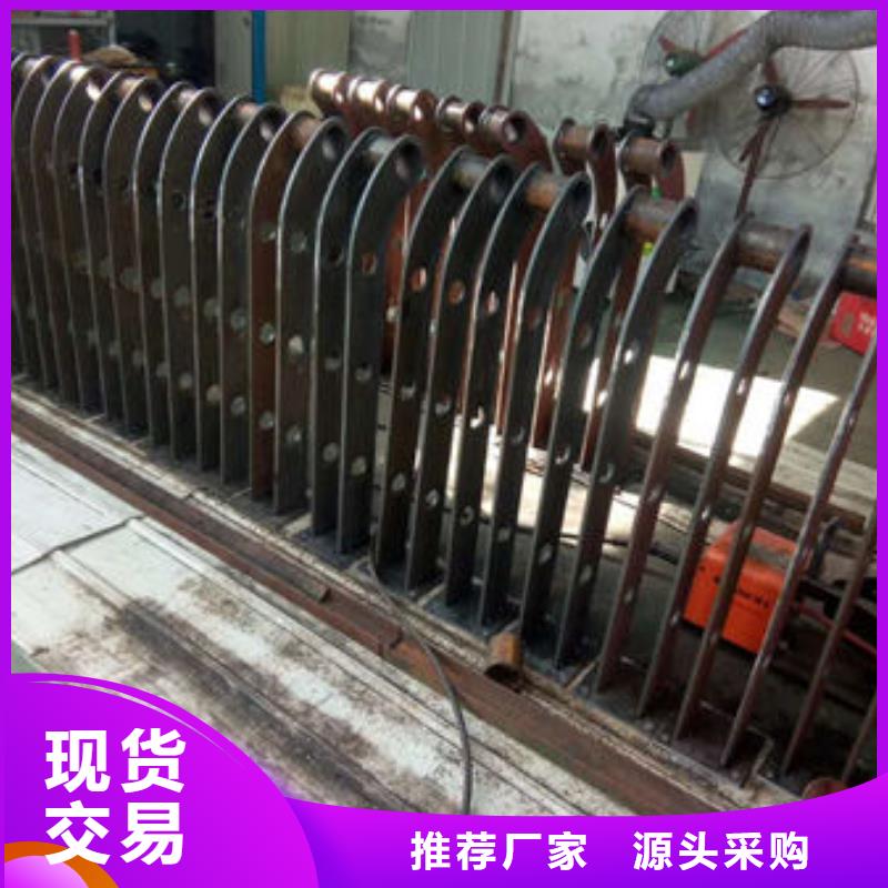 桥梁钢板立柱库存量充足国标检测放心购买