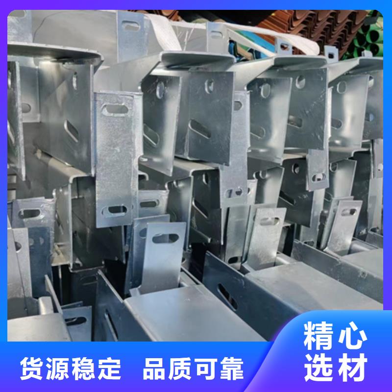Gr-B-4E波形护栏板一米多少钱？高品质诚信厂家