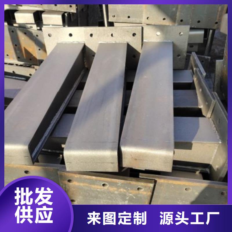 不锈钢复合管护栏立柱量少也做当地生产商