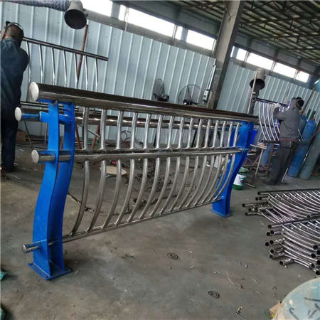 Q355C方管护栏规格齐全同城生产商