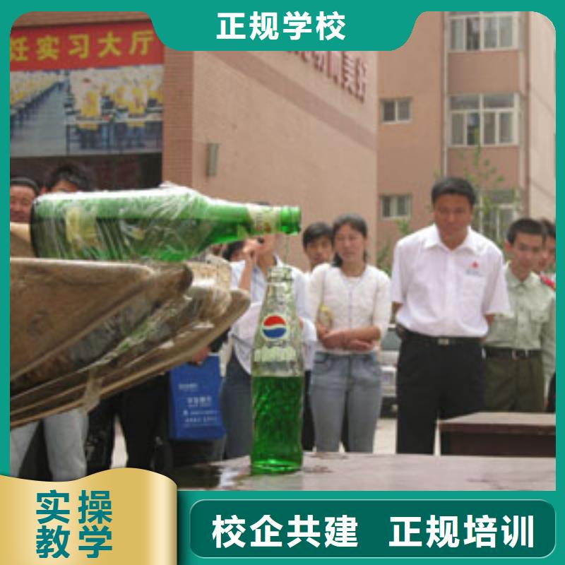 挖掘机培训_烹饪专业实操教学就业快
