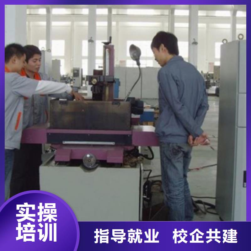 【数控培训】,塔吊培训就业不担心指导就业