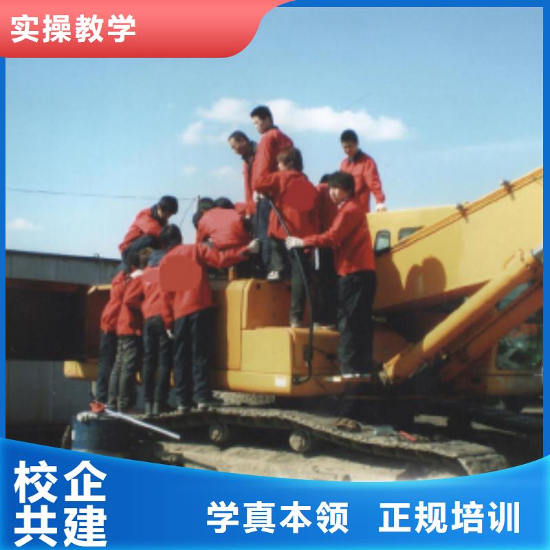 挖掘机操作_保定虎振招生电话报名优惠同城货源