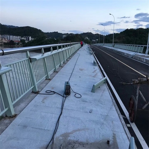 河道护栏栏杆质量优越