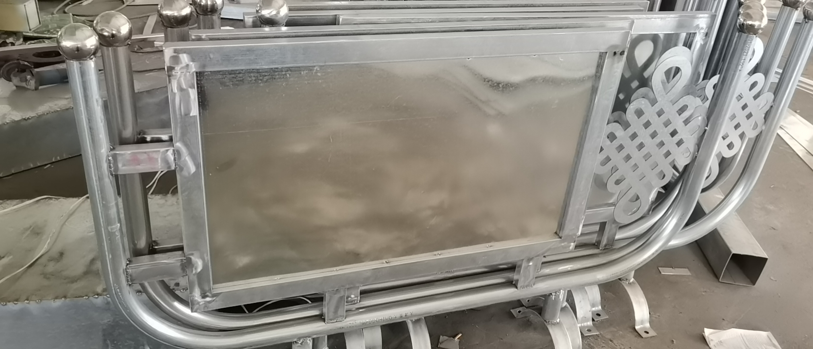 灯杆灯箱优品