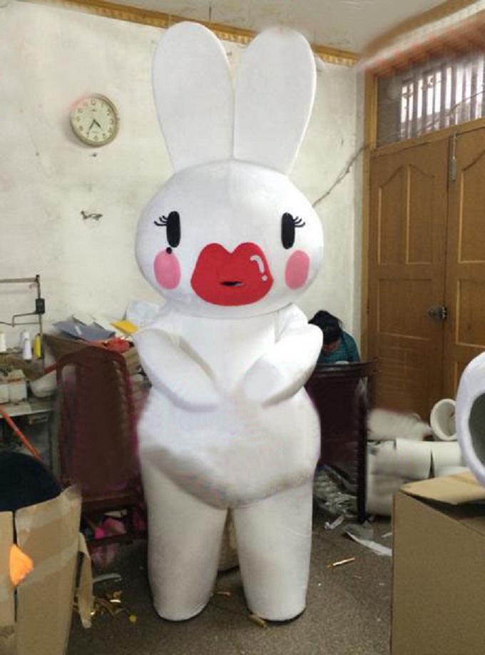 南京哪里有定做卡通人偶服装的/商业服装道具供应