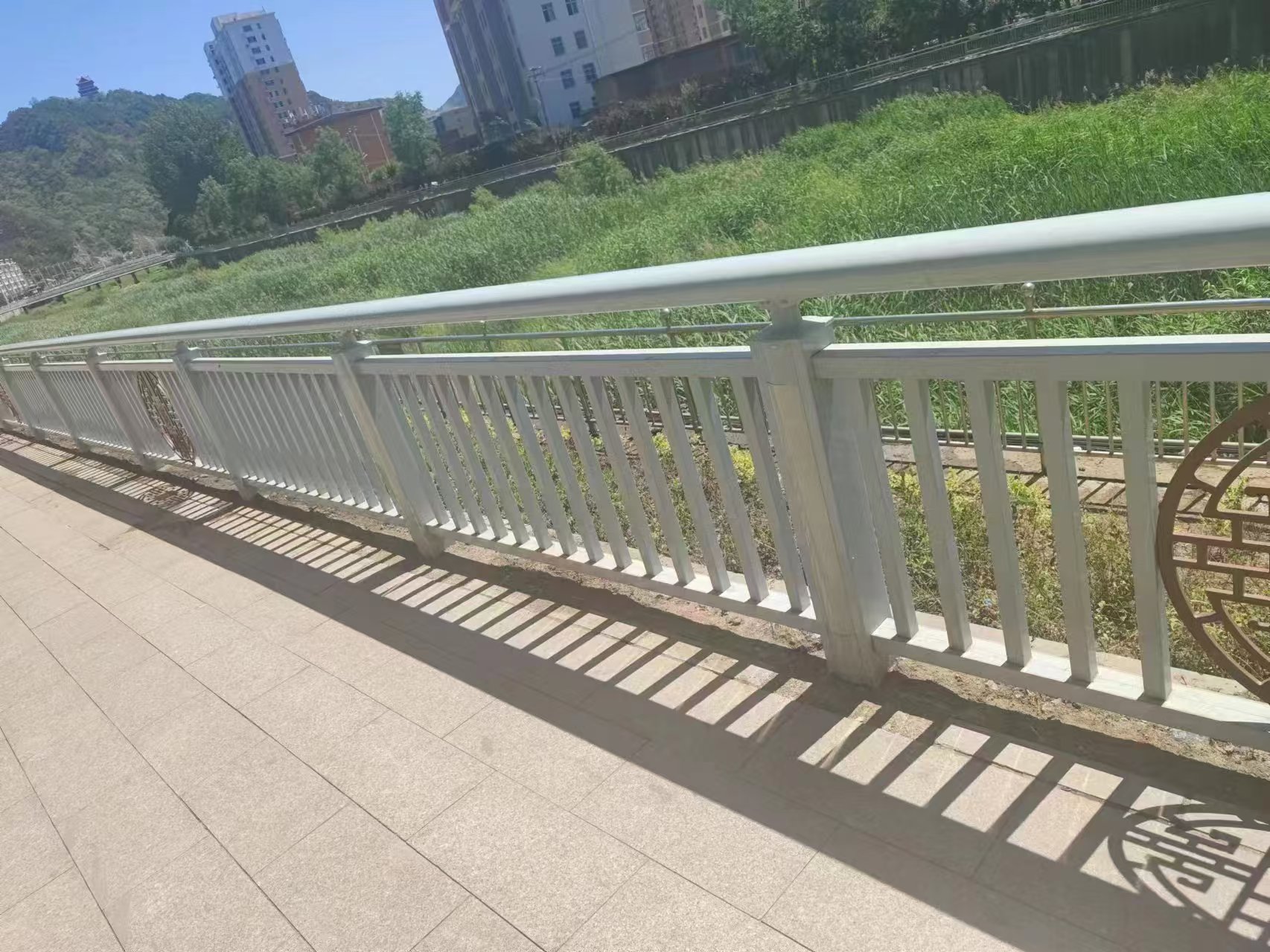保亭县不锈钢复合管护栏厂家质量有保障
