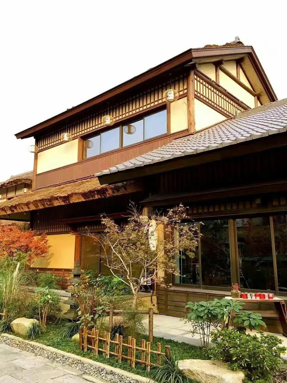 仿夯土稻草漆施工#泥巴墙漆#老房翻新#民宿改造