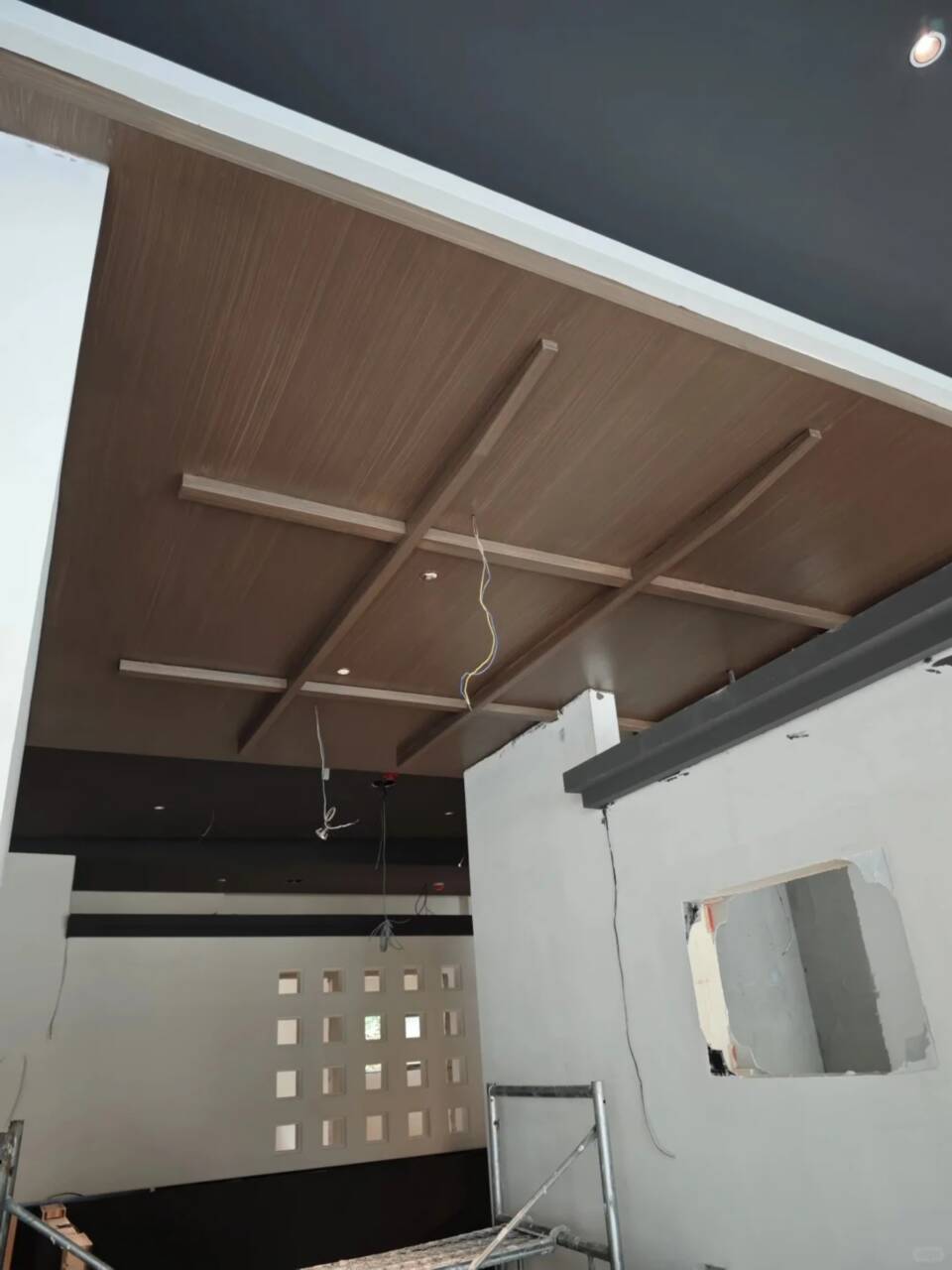 仿古园林建筑木纹漆全包施工价格五指山市