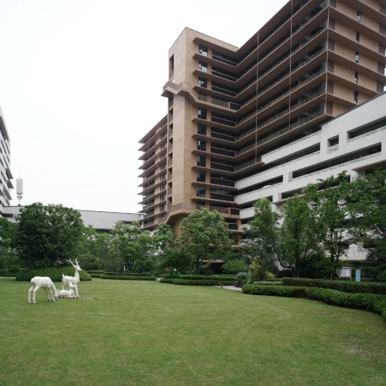 方钢圆管木纹漆源头厂家