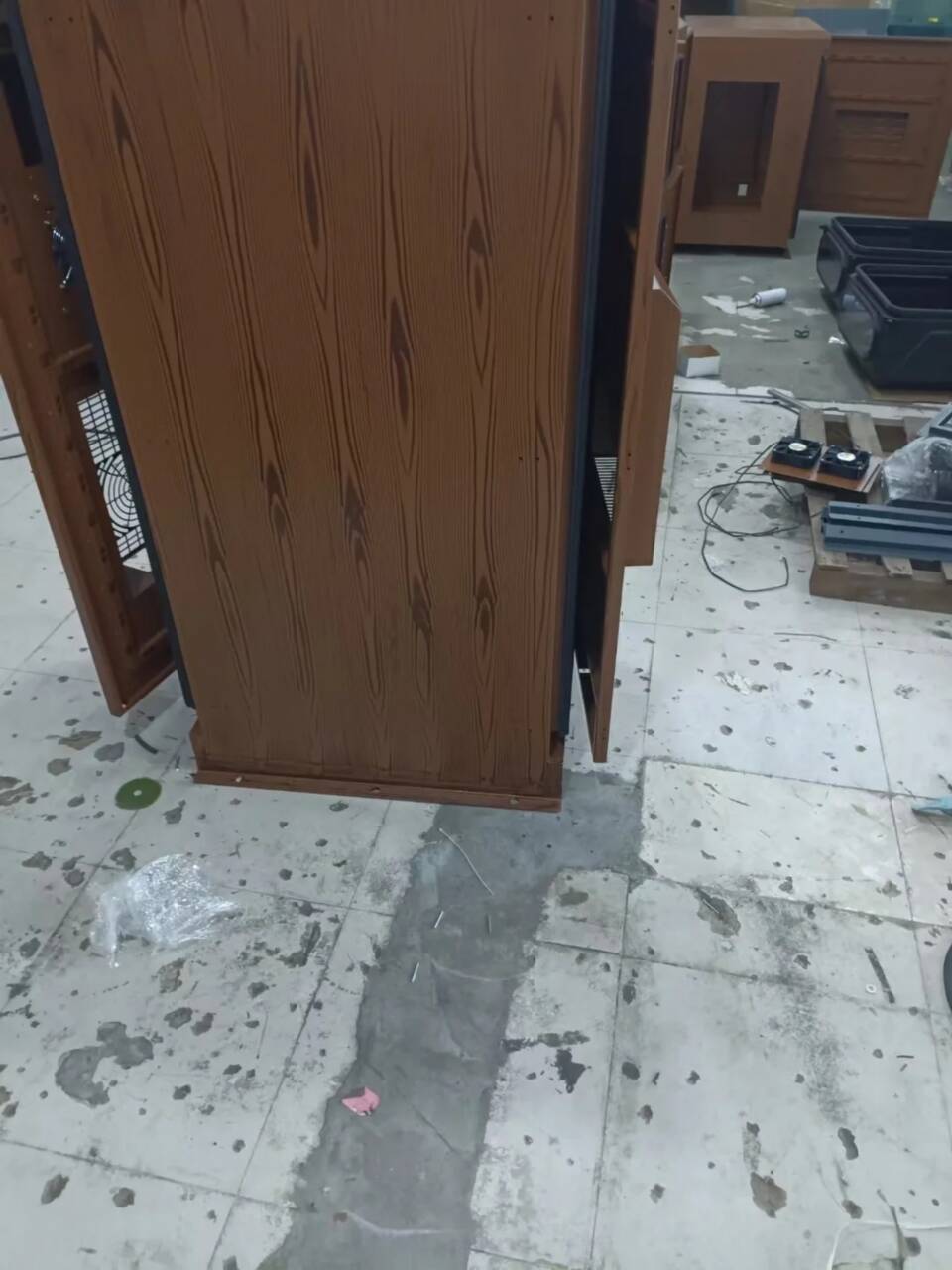 不锈钢仿木纹漆，长廊花架木纹漆，水性木纹漆源头批发