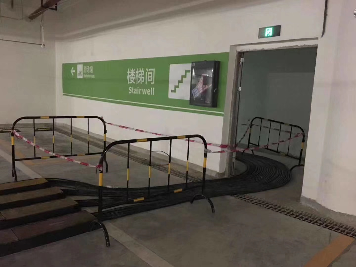 200KW发电机出租租赁400KW发电机电缆线出租UPS电源出租300kw发电机出租服务至上
