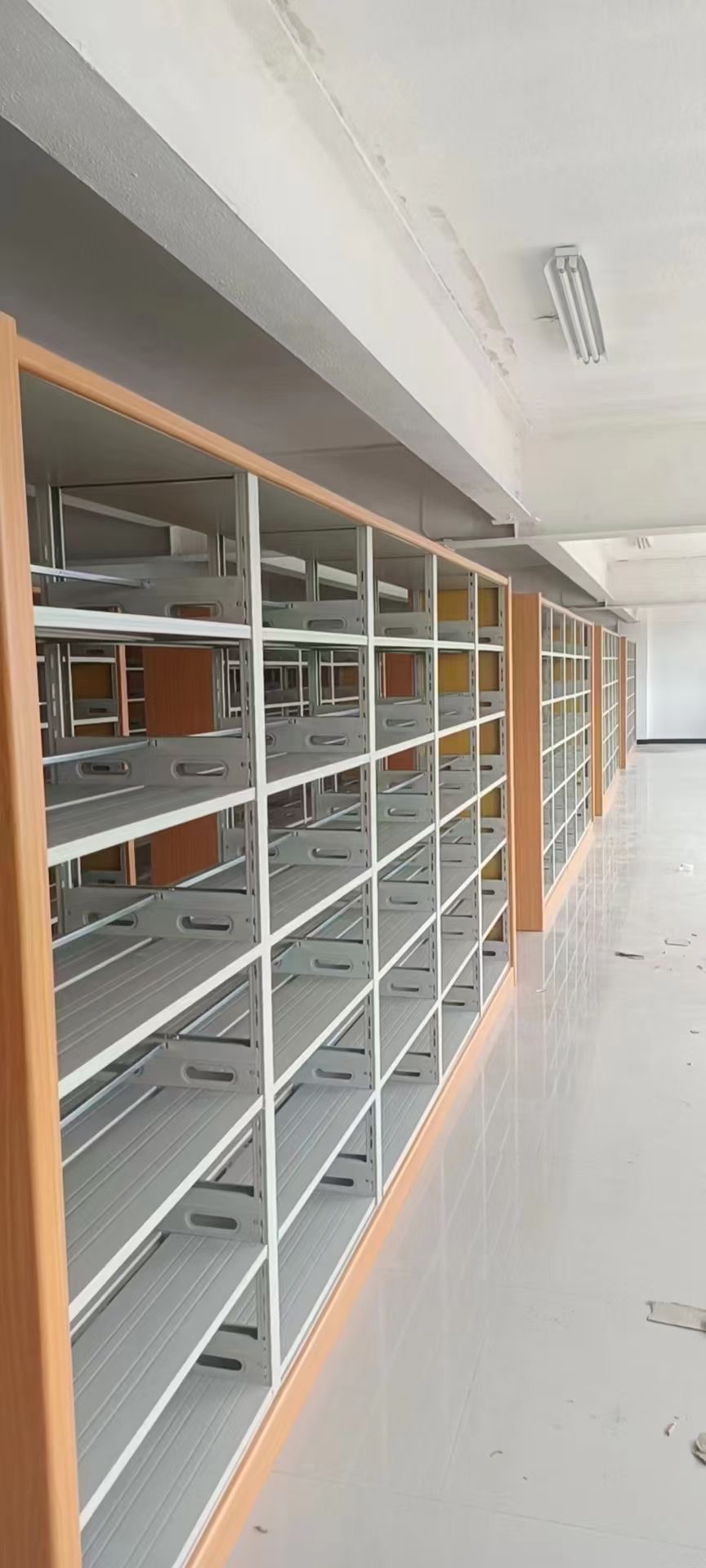 钢制书架按需定制本地制造商