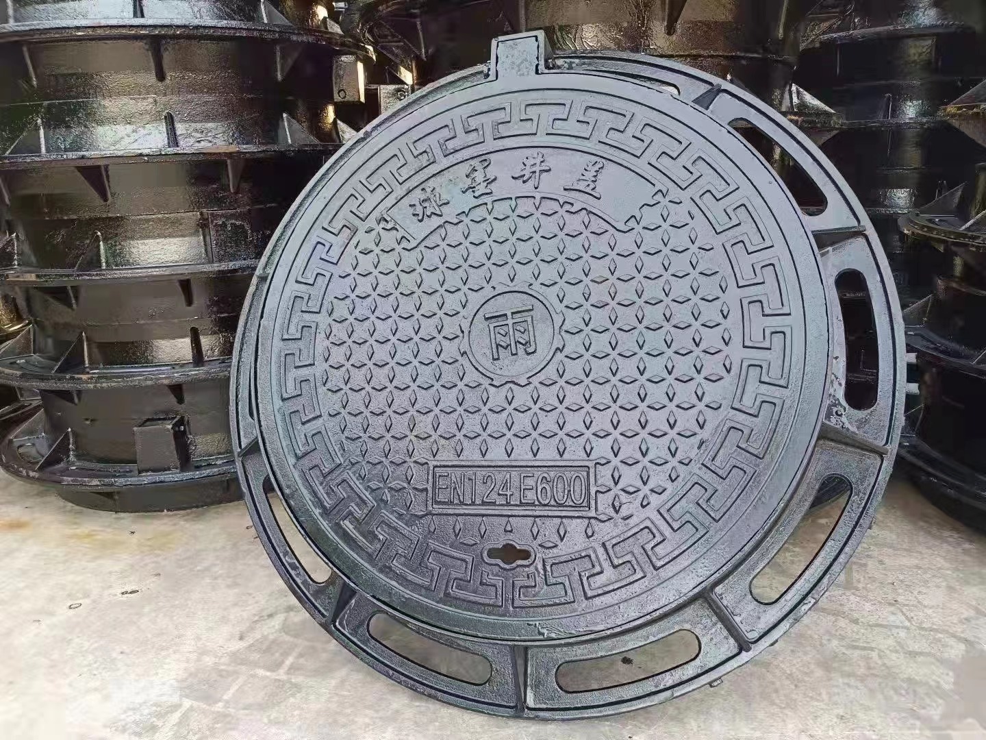 青海400*400铸铁井盖球磨在线报价建通铸造精心选材
