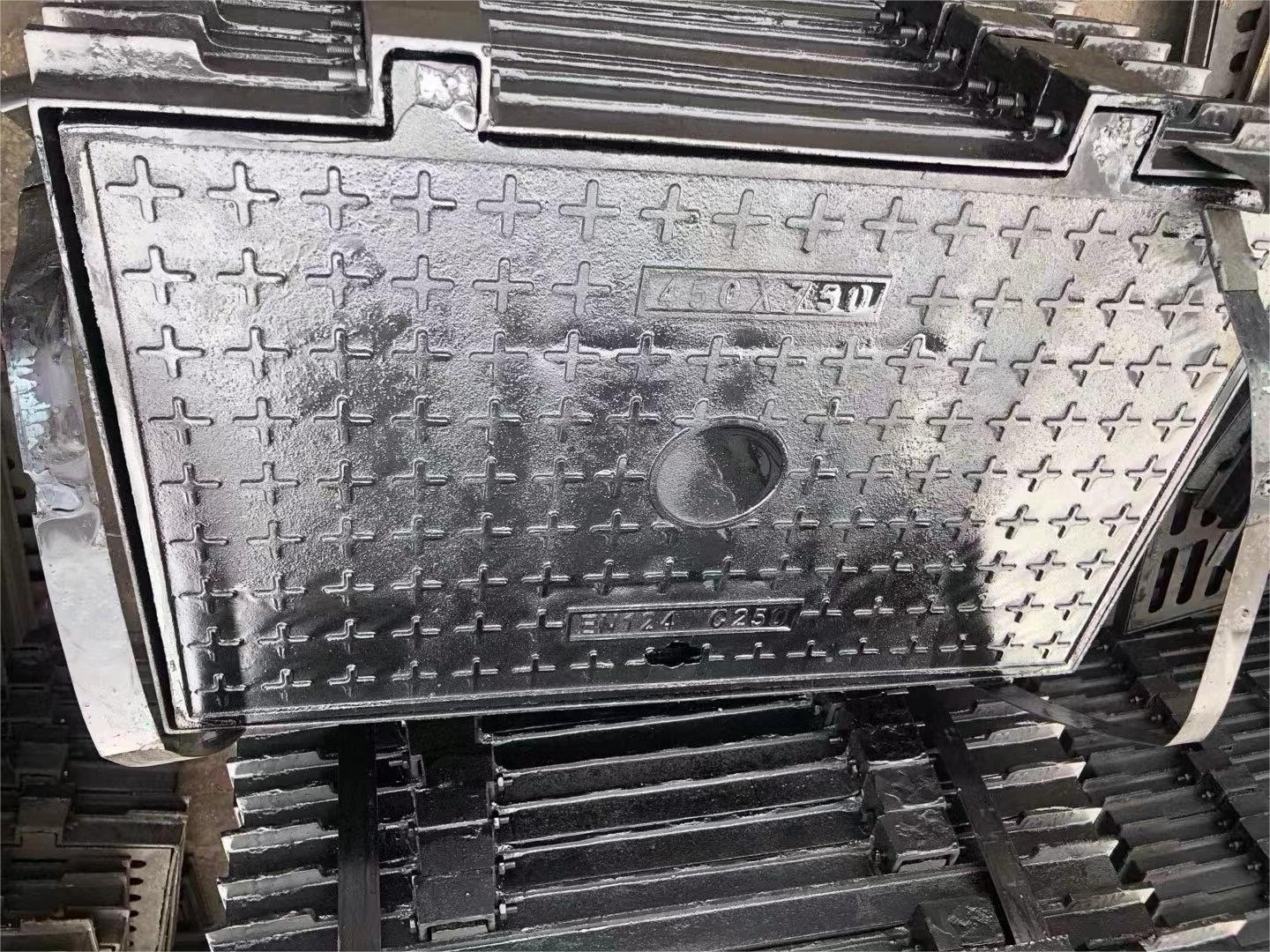 600*600轻型球墨铸铁井盖在线报价建通铸造不只是质量好