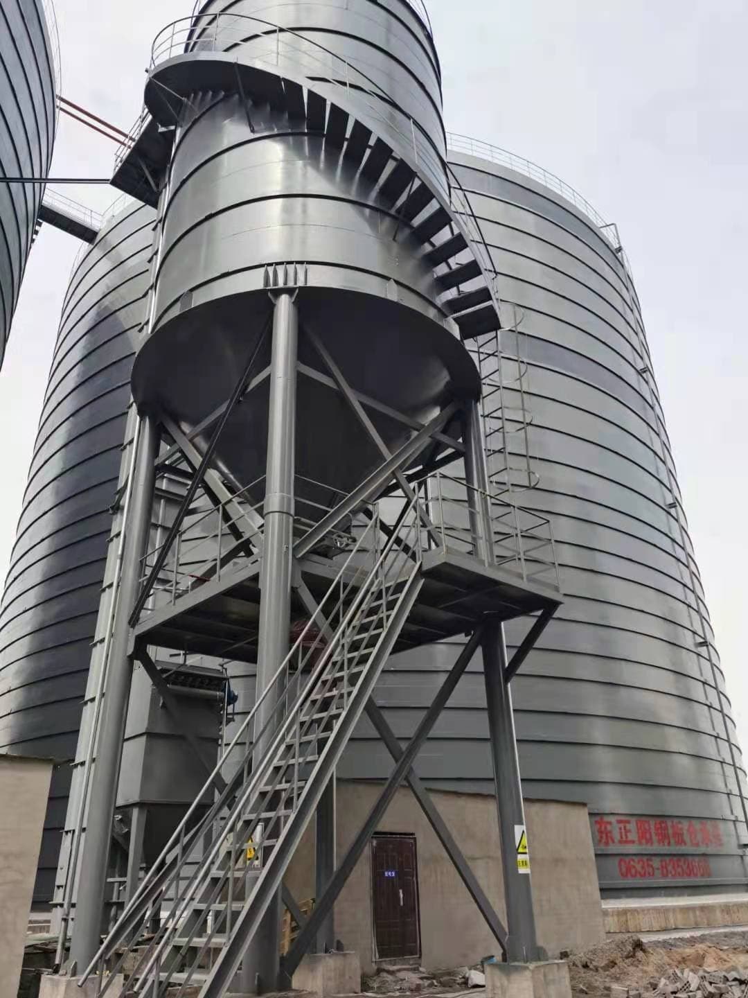 2万吨粉煤灰钢板库质量好_服务好当地制造商